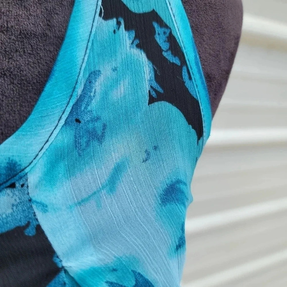 Express Floral Semi Sheer Sleeveless Racerback Top Blouse Tank Green Black XS - Picture 9 of 9